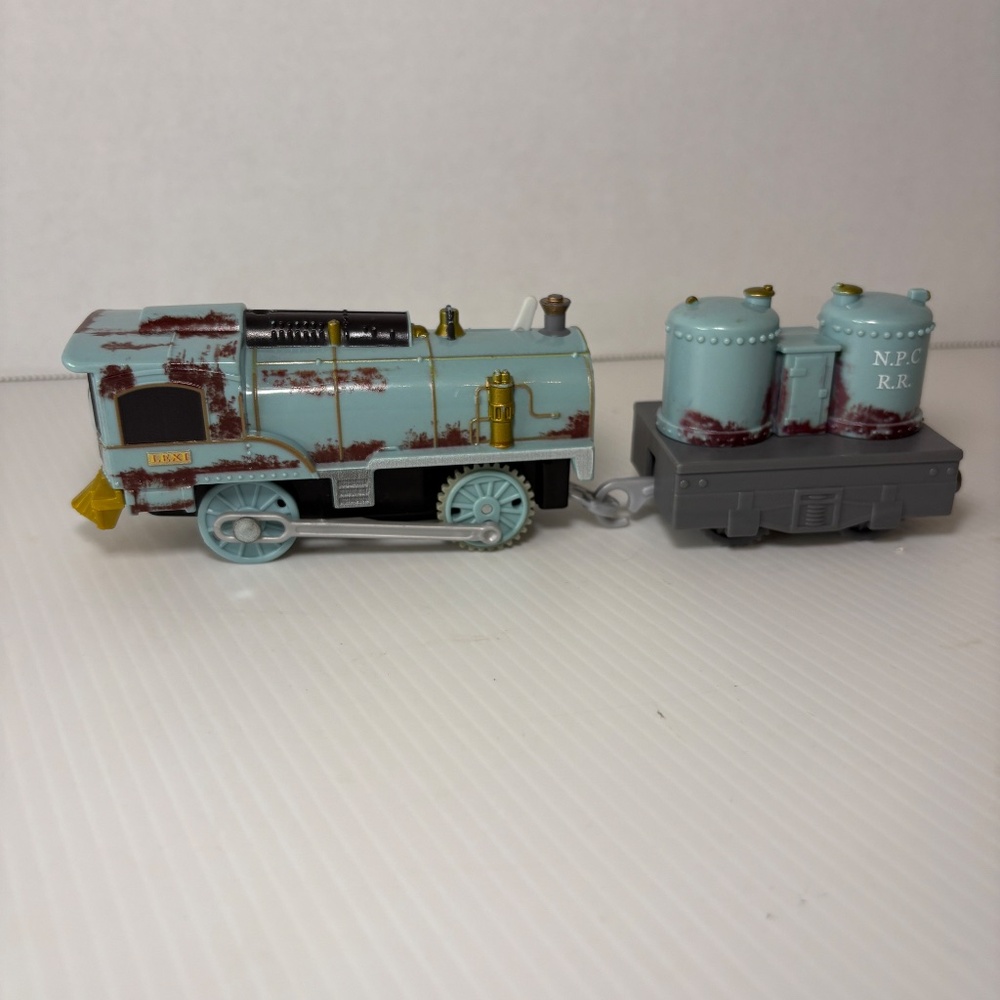 Thomas & Friends Trackmaster Motorized Lexi Engine & Tender 2013 WORKS - Picture 3 of 8